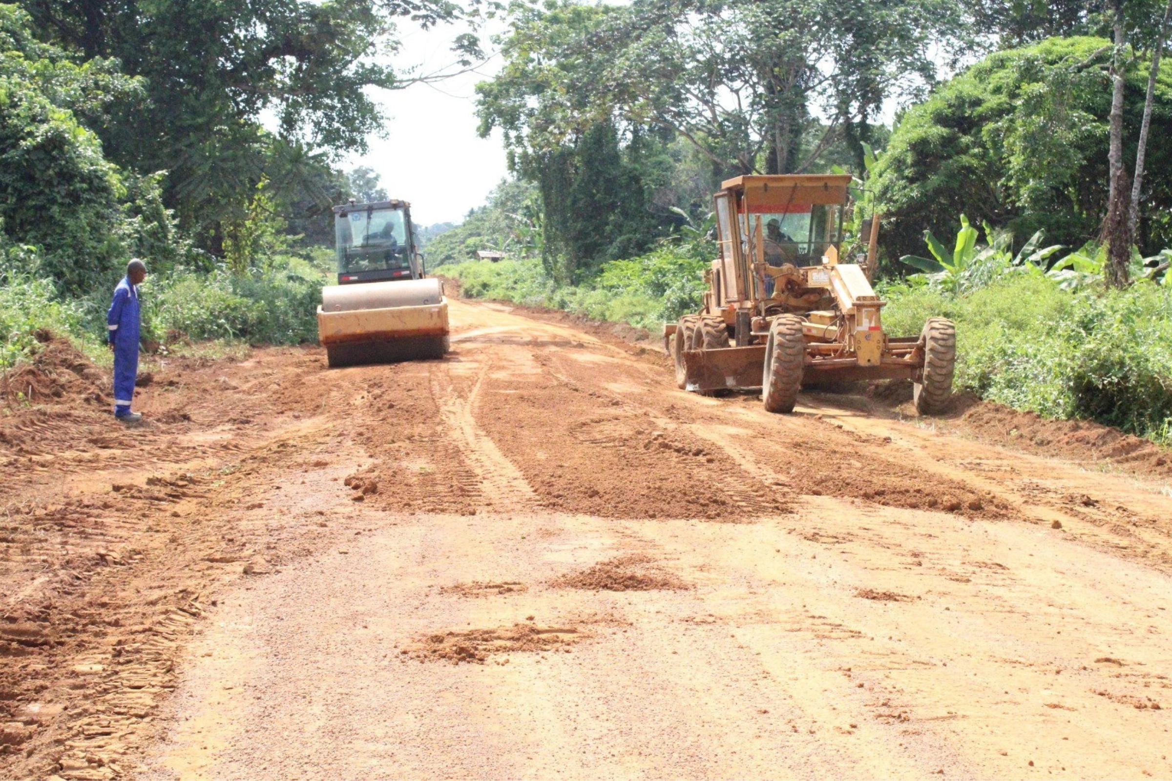 La réhabilitation de la route Omboué-Ndougou va soulager les usagers.