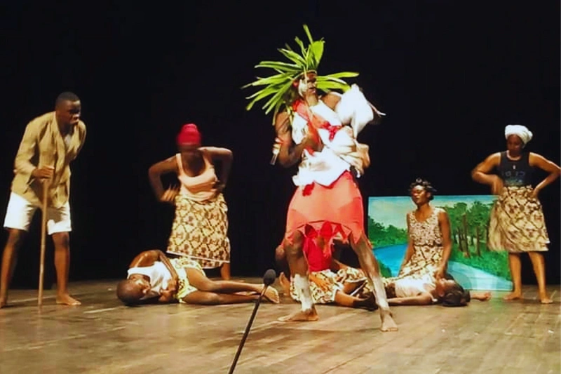 Scène d’un précédent festival «Coup de théâtre» à l’Institut français du Gabon. © DR