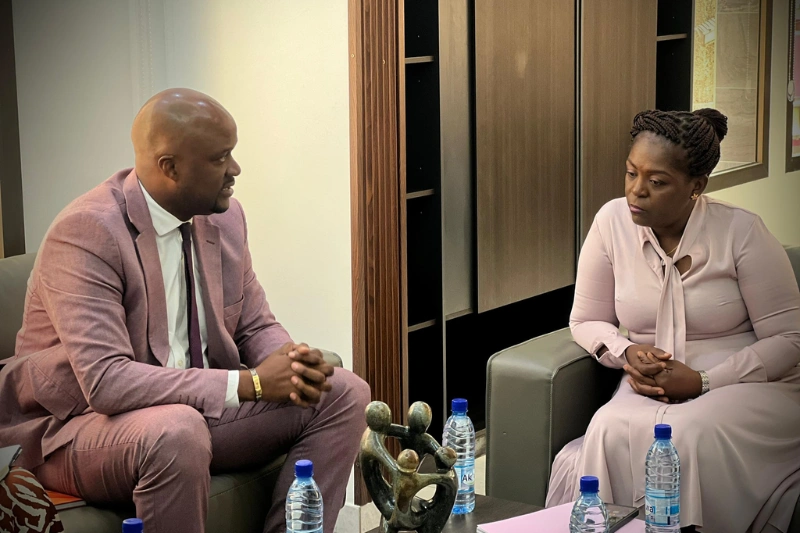 Le président de la Fégabab Willy Asseko, ici lors d’une récente rencontre avec la ministre des Sports, Dr Armande Longo