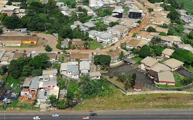 Une vue d'en haut d'une partie de la commune d'Akanda © DR 