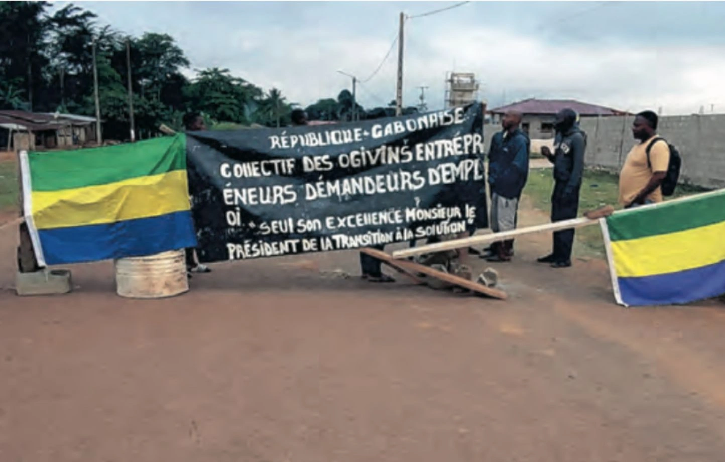 Une des barricades érigées par les manifestants. © DR