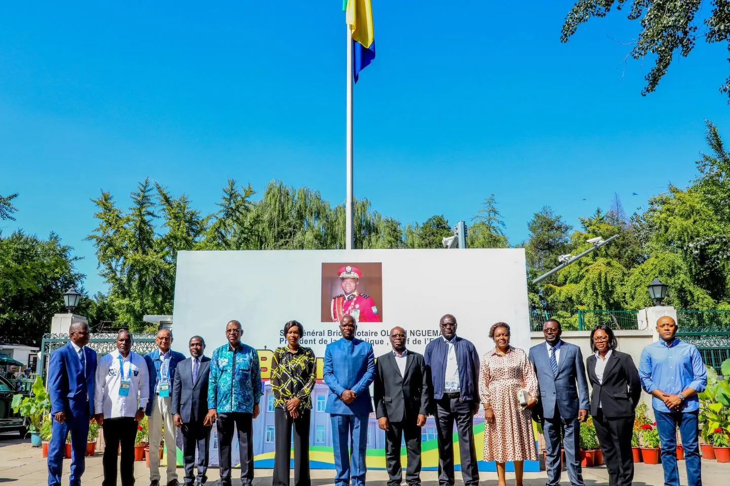 Visite du chef de l'Etat en Chine : Oligui Nguema dans les nouveaux locaux de l'ambassade du Gabon