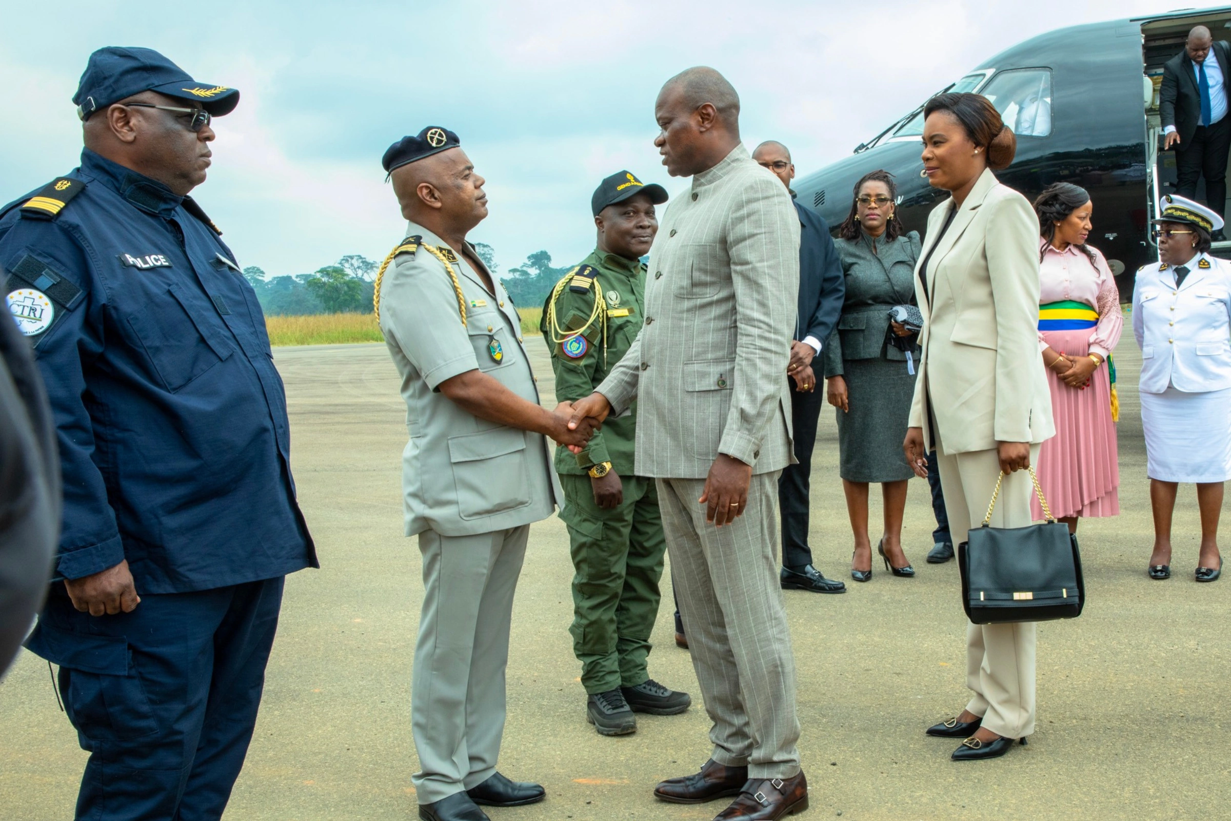 LE COUPLE PRESIDENTIEL EN VISITE A MAKOKOU POUR UN SEJOUR DE 48 HEURES © Communication Première Dame