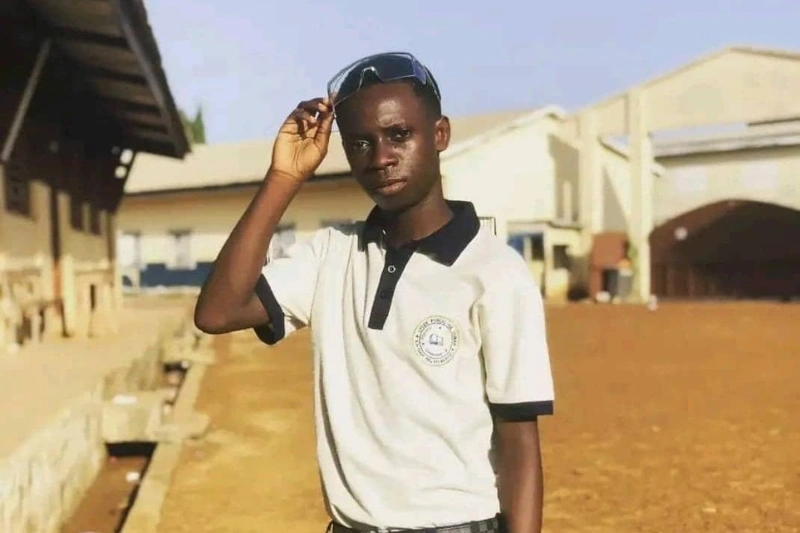 Le jeune Sylvano Brayan Mbadinga Mikolo a eu une blessure ouverte à la nuque.