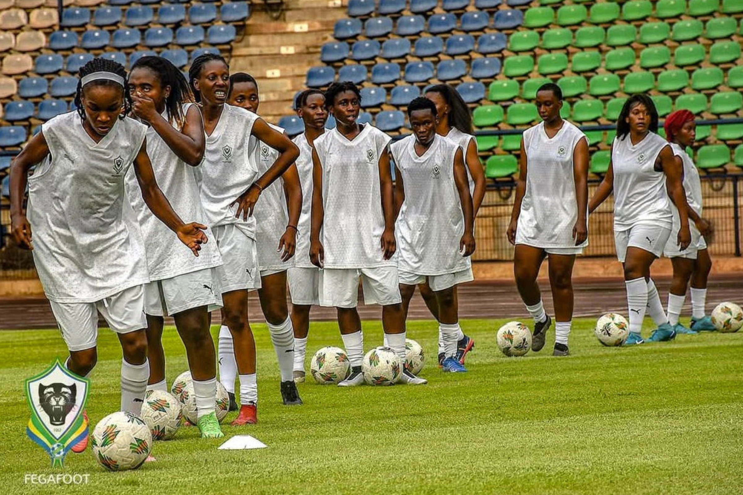 Les Panthères lors de leur premières séances d'entraînement à Franceville.