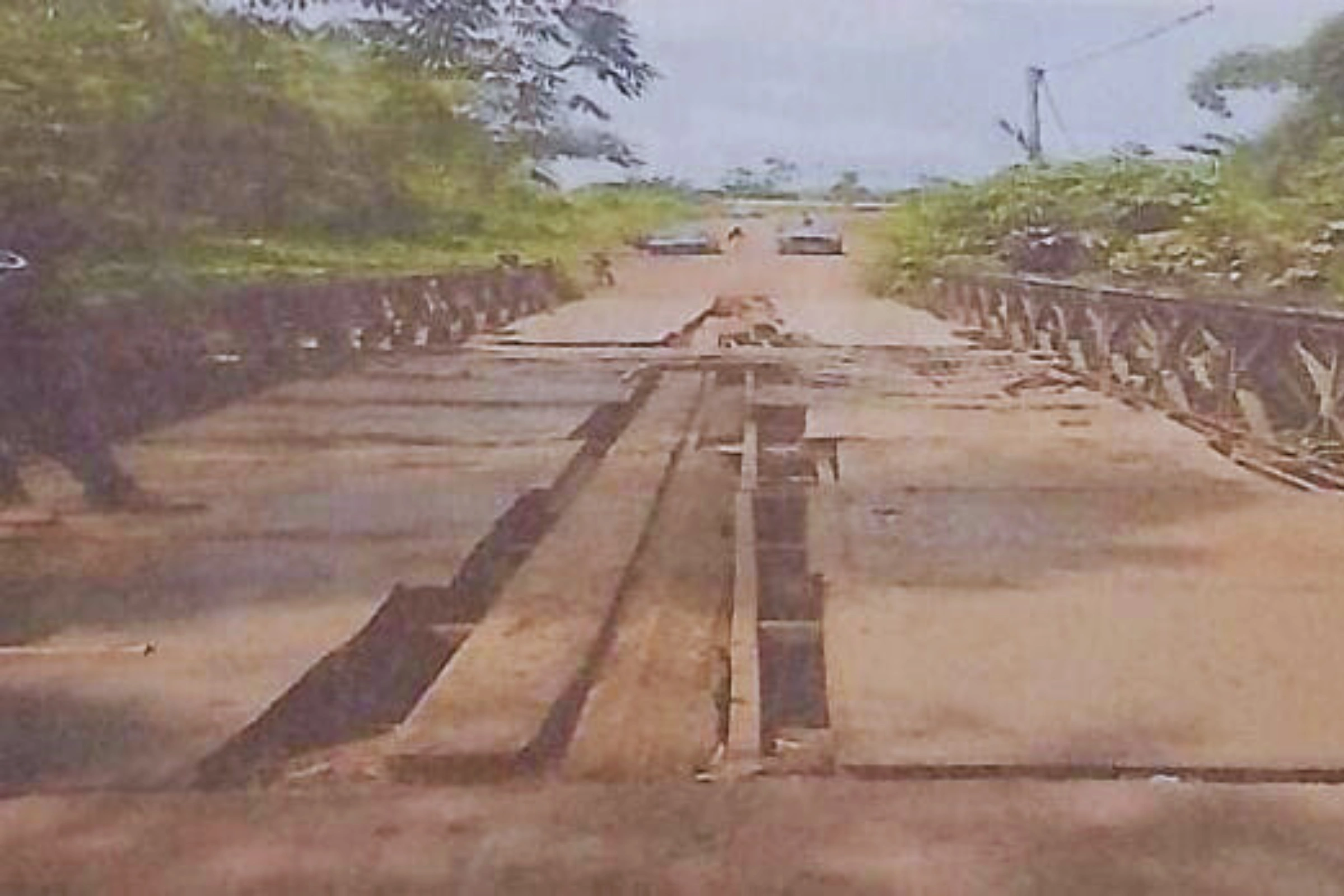 Pont de Mvouna sur l’axe allant de Franceville à Okondja par Andjogo