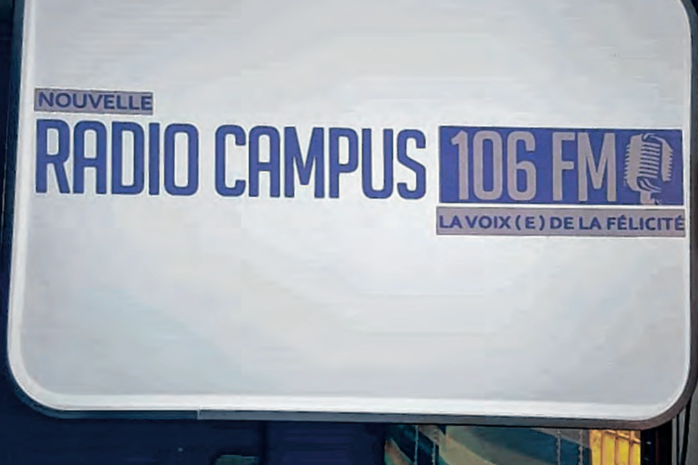 Radio campus UOB compte retrouver sa place sur les ondes.