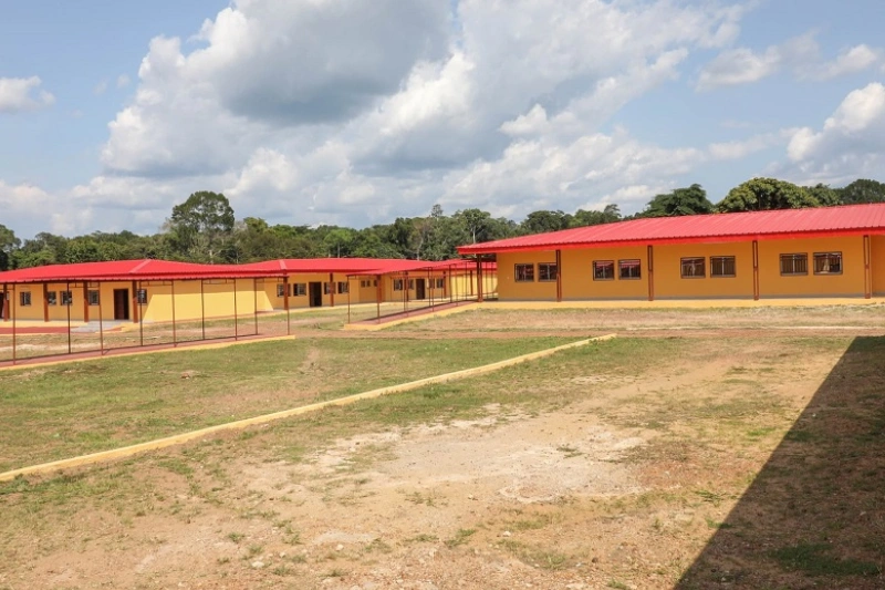 Une vue de l’école de santé de Makokou. © DR