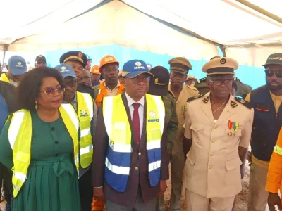 Visite du chantier de construction du Centre de pêche de Donguila par Le ministre de la Mer, de la Pêche et de l’économie bleue, Aimé Martial Massamba
