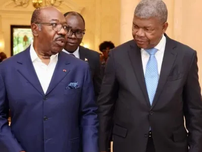 le Le président angolais Joao Lourenço et l’ancien chef de l’Etat Ali Bongo Ondimba. © DR