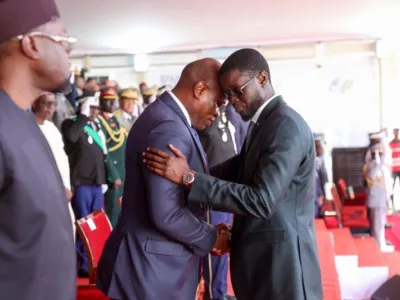 Brice Clotaire Oligui Nguema, président du Gabon et Bassirou Diomaye Faye, président du Sénégal