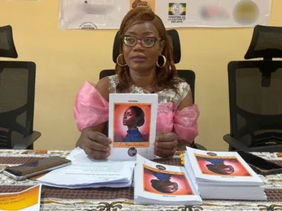 "Les soupirs d'une femme" le tout premier roman de Geovinca Memée Mapaga présenté aux lecteurs de Port-Gentil.