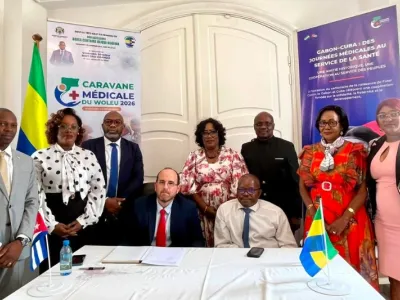 Une photo au terme de la conférence de presse à Libreville