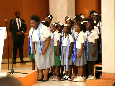 Élèves lors de la journée nationale de l'enseignant 