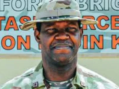 Le général de brigade O.O. Braimah