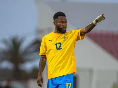 Guelor Kanga, footballeur international gabonais