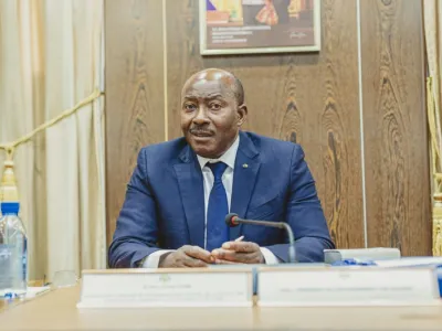 Henri-Claude Oyima, Ministre d'État de l'Économie, des Finances,de la Dette et des Participations, vice-président du gouvernement par intérim