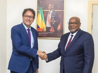 Les personnalités au terme du tête à tête.