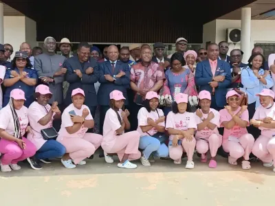 Photo de famille au terme du lancement de la campagne.