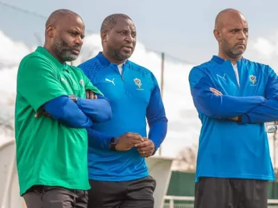 Thierry Mouyouma est le sélectionneur des Panthères du Gabon, et son staff