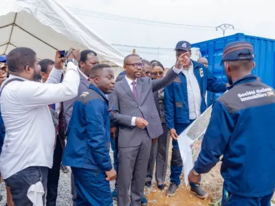 Visite de Mays Mouissi, ministre de l'habitat à Malibé