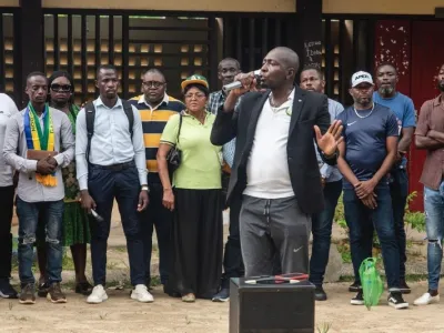 Membres du collectif "SOS Éducation"