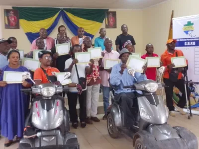Participants et membres du premier bureau du paraathlétisme du Woleu-Ntem