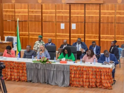 Une phase de la rencontre à la Fonction publique