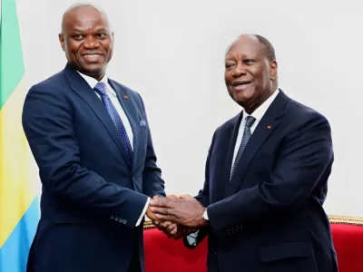 Brice Clotaire Oligui Nguema, président du Gabon et Alassane Dramane Ouattara, président de la Côte d'Ivoire 
