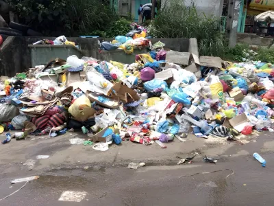 Ordures dans les rues de libreville