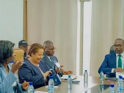 Une phase de la réunion des autorités avec les populations d’Okala.