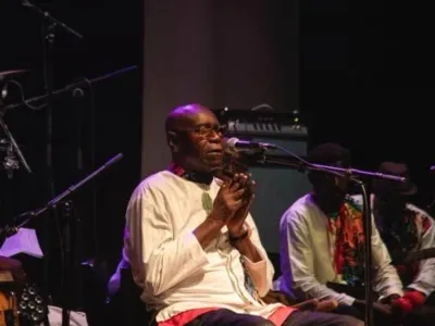Pierre Claver Akendengue, Artiste gabonais