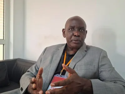 M. Bouassa propose des solutions pour soigner la Poste SA.