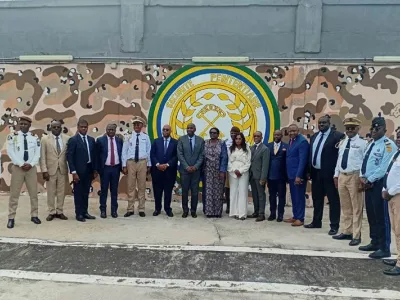 Augustin Emane, ministre de la justice en visite à la prison centrale de Port-Gentil