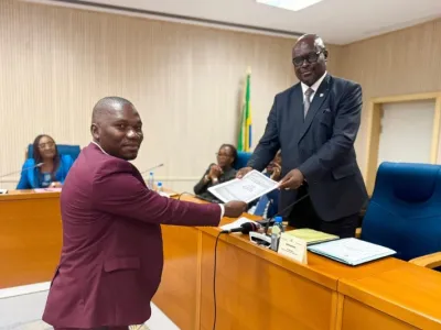 Regis Onanga Ndiaye, président de l'Assemblée nationale