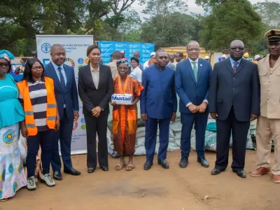 Remise d’un important lot d’équipements agricoles aux producteurs