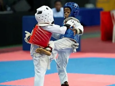 Un instantané des combats de la 28e édition de Baby Champion au Palais des sports de Libreville. © DR