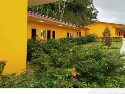 Une vue partielle de l’école Jean-Rémy-Relongoueth de Lambaréné. © DR