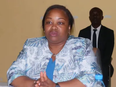 Camelia Ntoutoume-Leclerq, ministre de l'éducation nationale