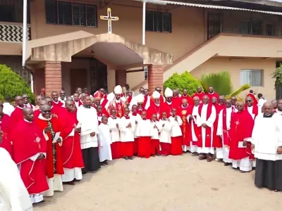 Le clergé catholique du Gabon au sortir du jubilé national dans le Septentrion. © DR