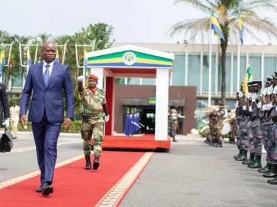 Le président Brice Clotaire Oligui Nguema, hier à son départ pour Washington. © DR
