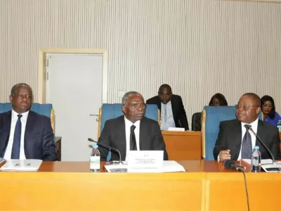Audition conjointe du ministre de l’Intérieur et du ministre des Relations avec le Parlement. © DR