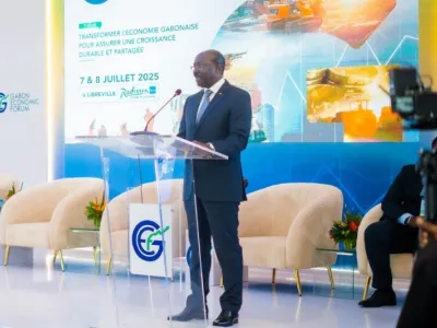 Henri-Claude Oyima lors du Gabon economic forum.