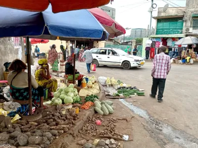 A "Venez-Voir", la vente des aliments par terre a pignon sur... rue