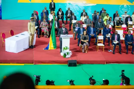 Le Premier ministre Raymond Ndong Sima, lors de son inter- vention, hier au palais des Sports de Libreville.