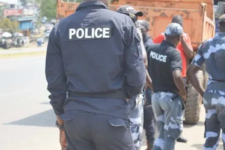 Des policiers du Gabon © DR