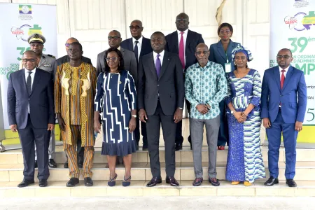 Photo de famille des travaux du Comité de coordination et de gestion. 10 décembre 2024 à Libreville © L'Union