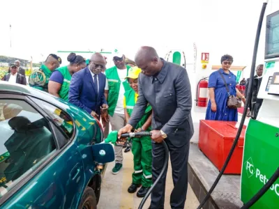 Oligui Nguema sur les sites de la SNI et PetroGabon à Akiéni et Ngouoni