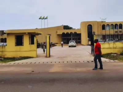 Le palais de justice de la capitale économique, où se tiennent les joutes oratoires. © DR