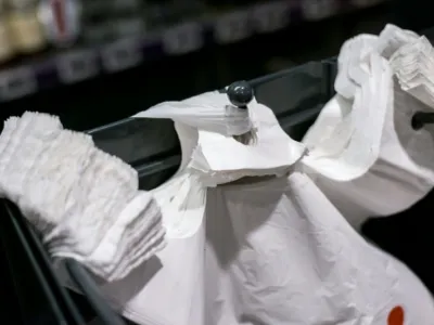 Sacs plastiques : les grandes surfaces ont 3 mois pour tourner la page | DR
